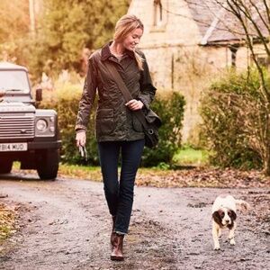 Barbour -- Beadnell Wax Jacket